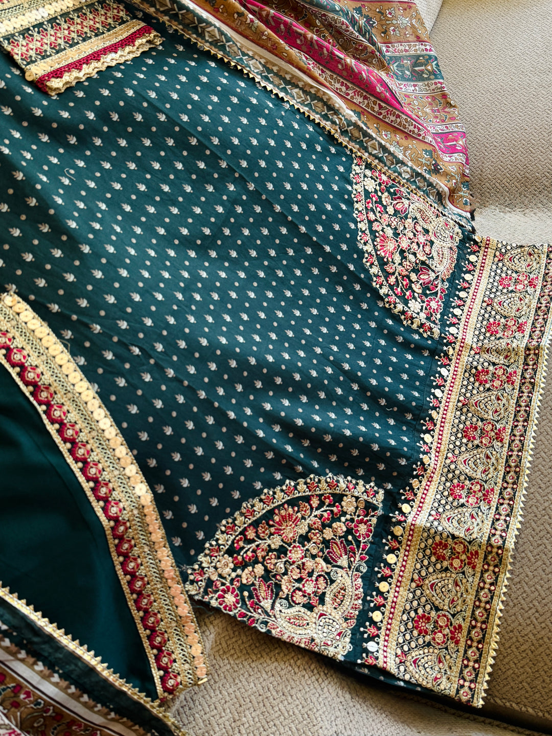 EMBROIDERED CASUAL WEAR LAWN 3-PC SUITS CWSF42