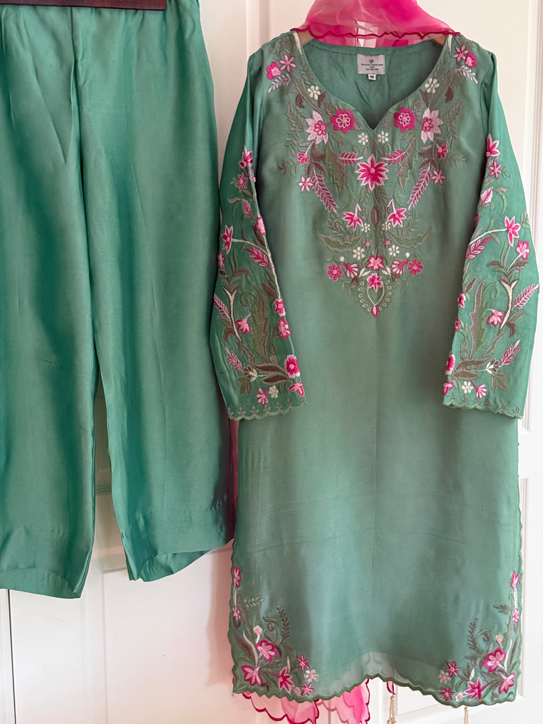 MULTI COLOR EMBROIDERED CUTWORK SHEESHA SILK SUIT ARSF10