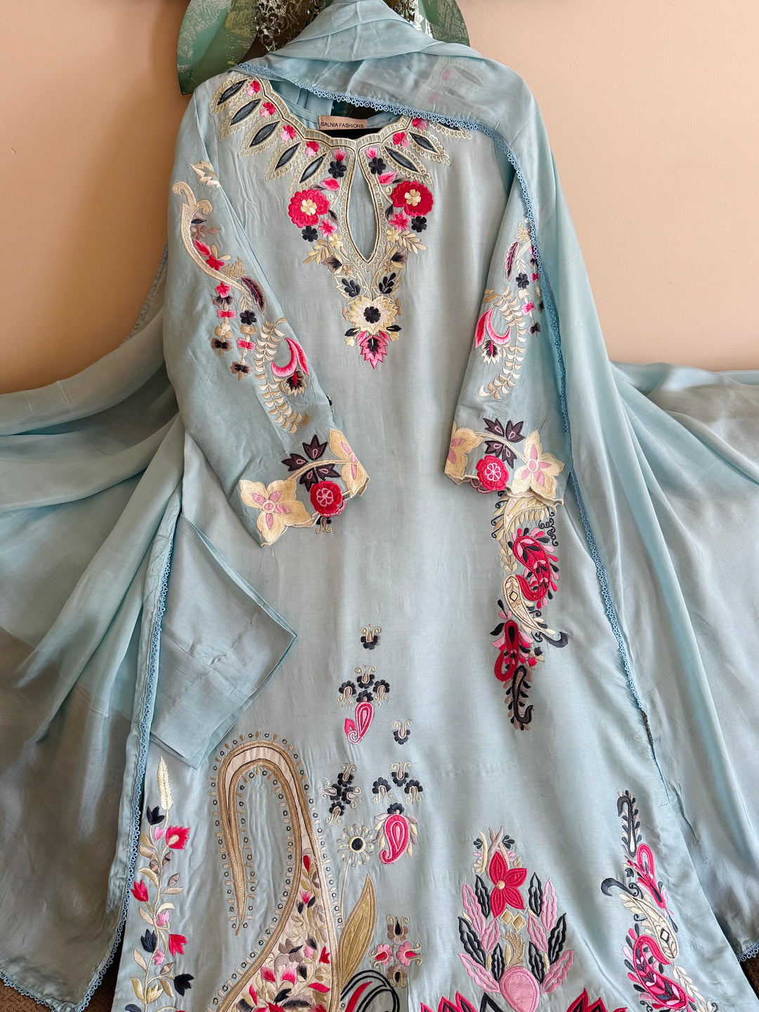 APPLIQUE EMBROIDERED SILK KAFTAN SFKF43