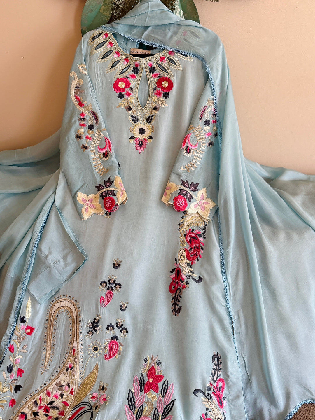 APPLIQUE EMBROIDERED SILK KAFTAN SFKF43