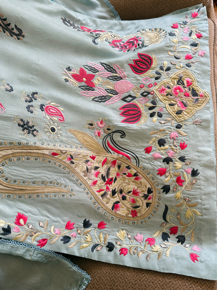 APPLIQUE EMBROIDERED SILK KAFTAN SFKF43