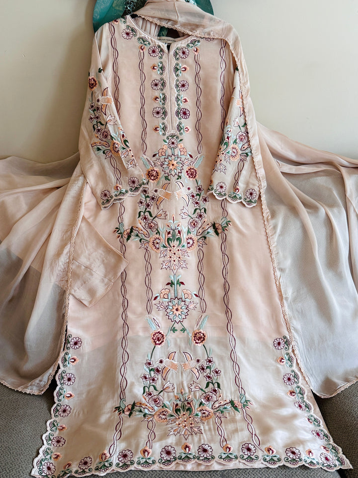APPLIQUE EMBROIDERED SILK KAFTAN SFKF46