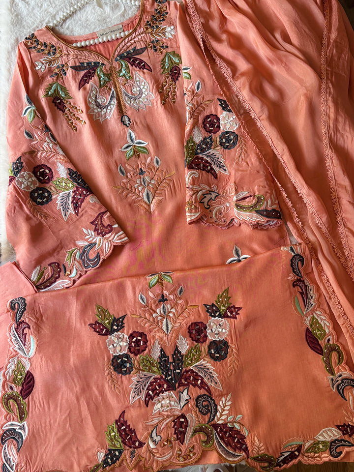 APPLIQUE EMBROIDERED SILK KAFTAN SFKF44