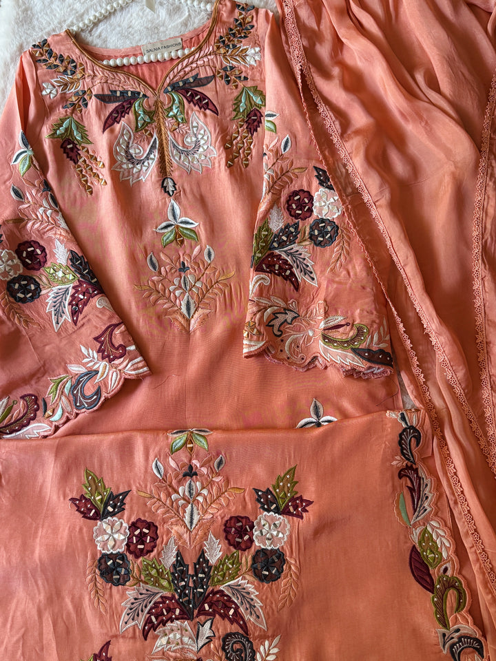 APPLIQUE EMBROIDERED SILK KAFTAN SFKF44