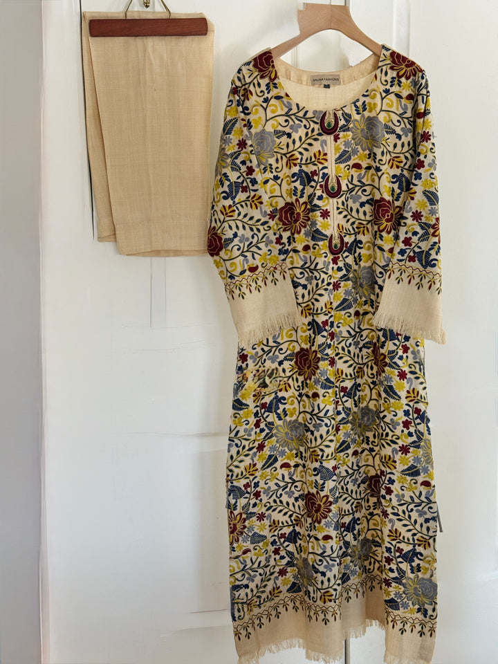 AARI EMBROIDERED PASHMINA KAFTAN SFP12