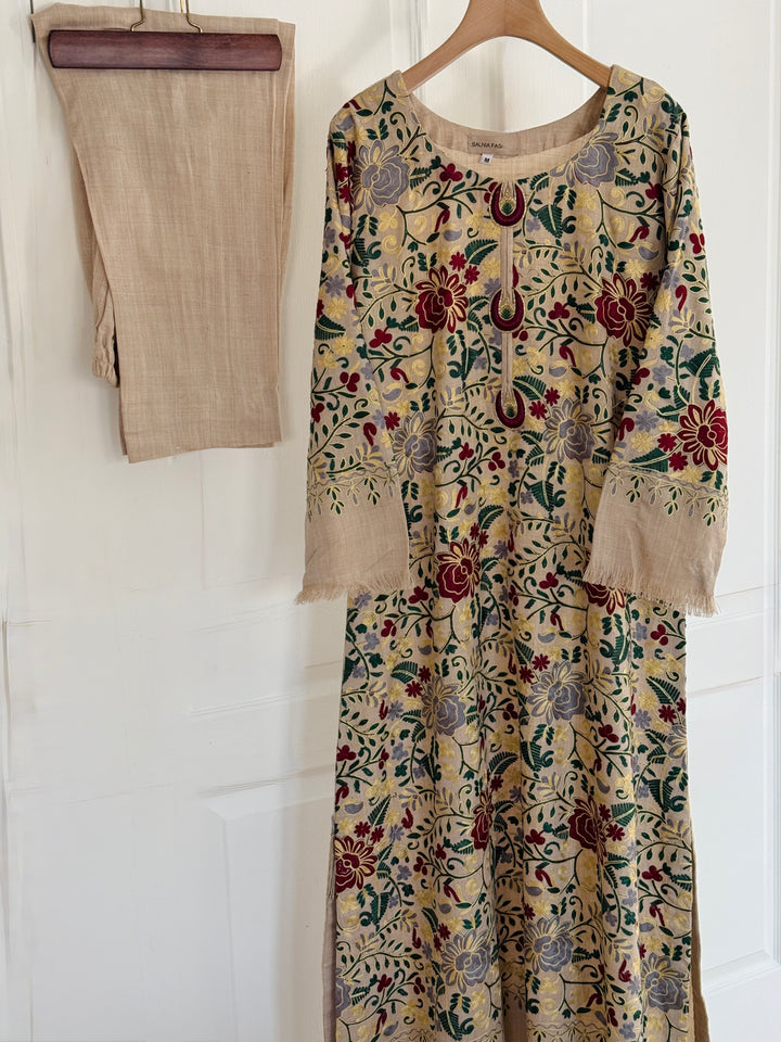 AARI EMBROIDERED PASHMINA KAFTAN SFP13