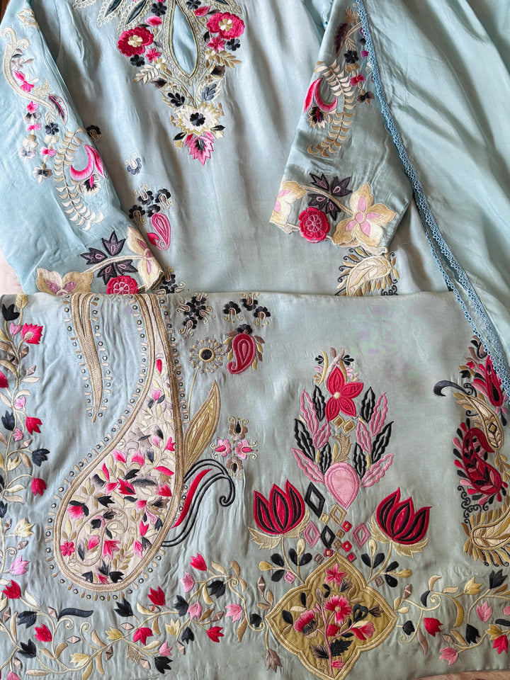 APPLIQUE EMBROIDERED SILK KAFTAN SFKF43