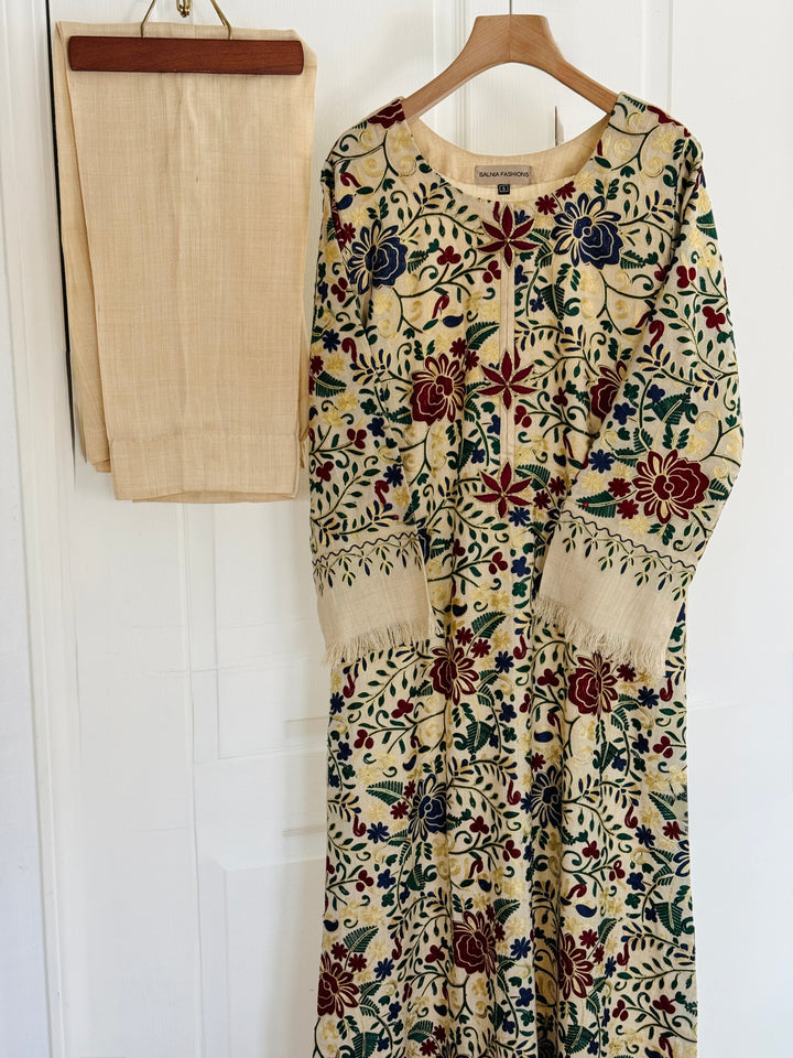 AARI EMBROIDERED PASHMINA KAFTAN SFP13