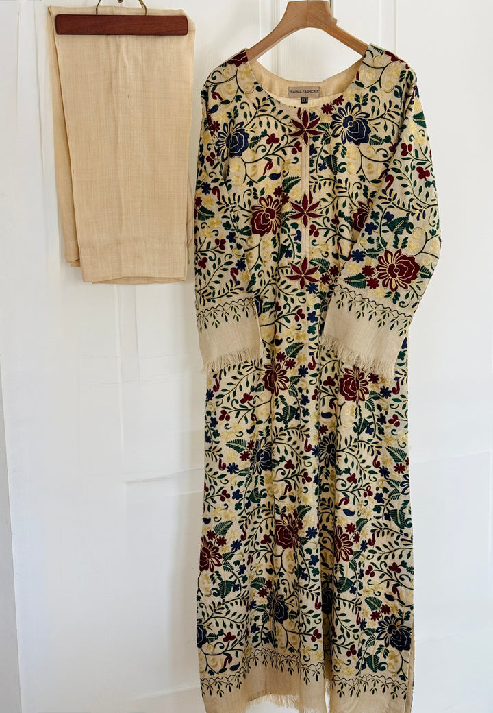 AARI EMBROIDERED PASHMINA KAFTAN SFP13