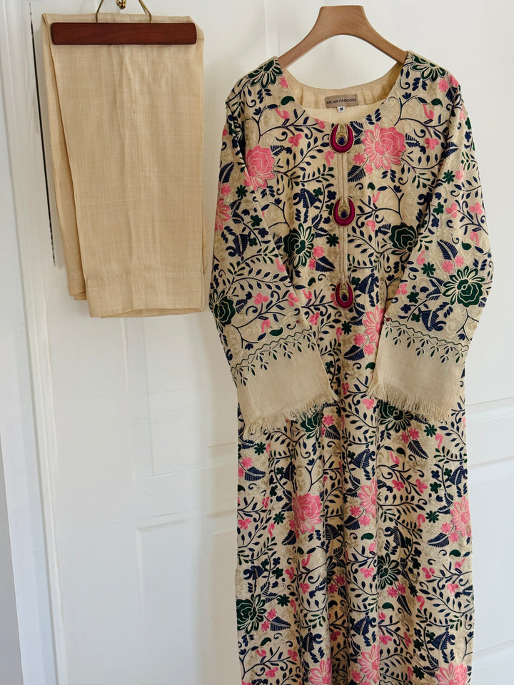 AARI EMBROIDERED PASHMINA KAFTAN SFP17