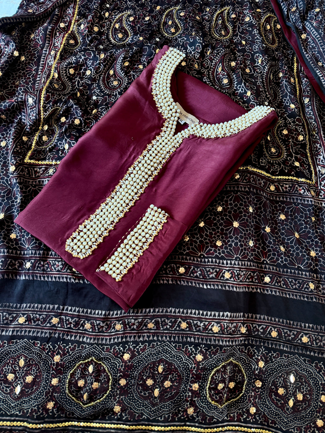 PURE SILK AJRAK SUIT AJSF03