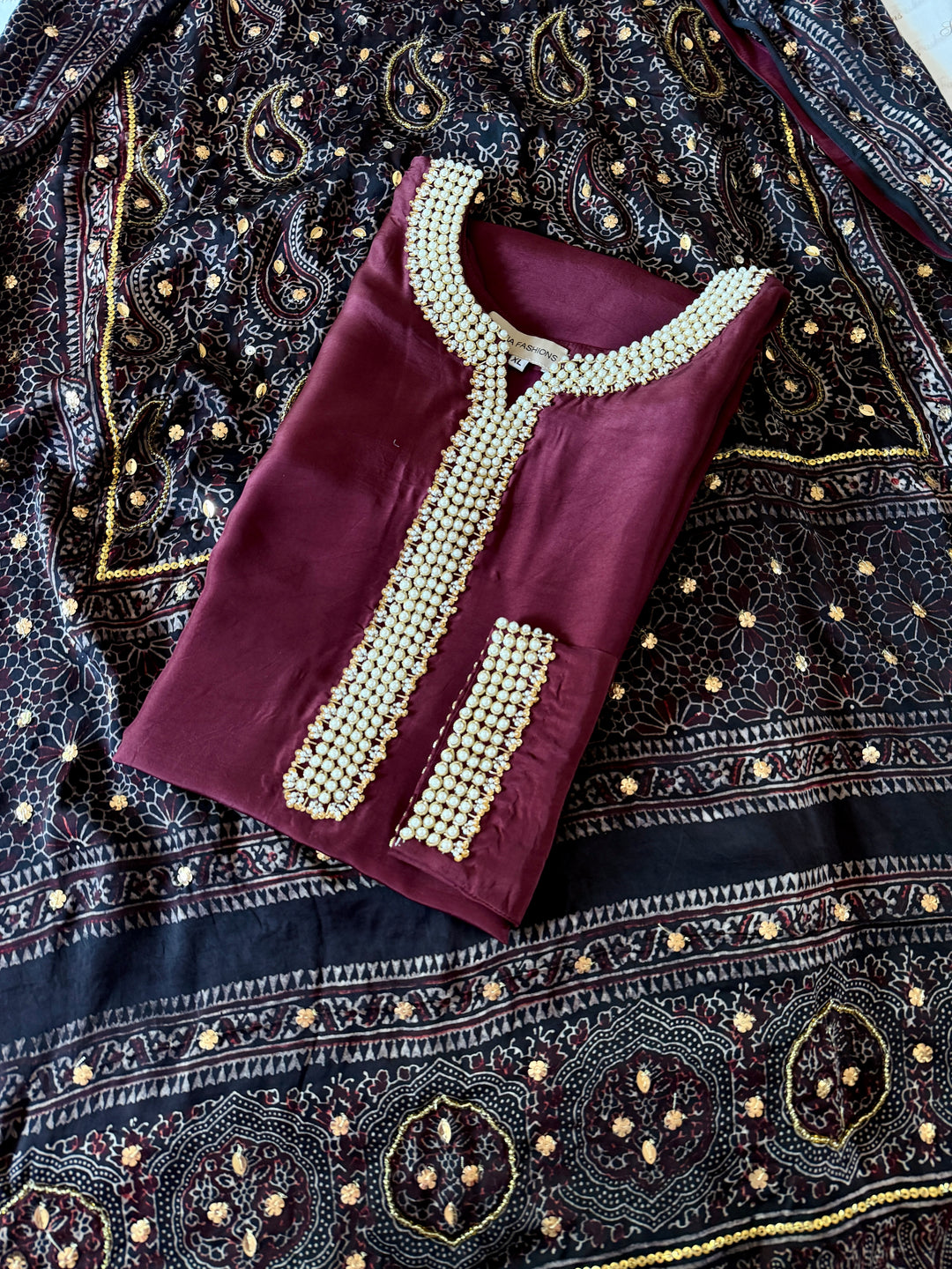 PURE SILK AJRAK SUIT AJSF03