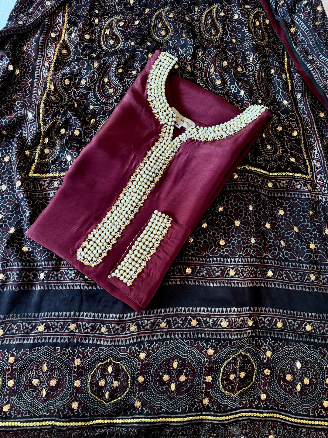 PURE SILK AJRAK SUIT AJSF03