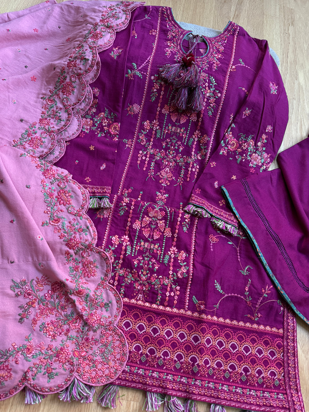 HUSSAIN REHAR WINTER COLLECTION AMANI HRSF07