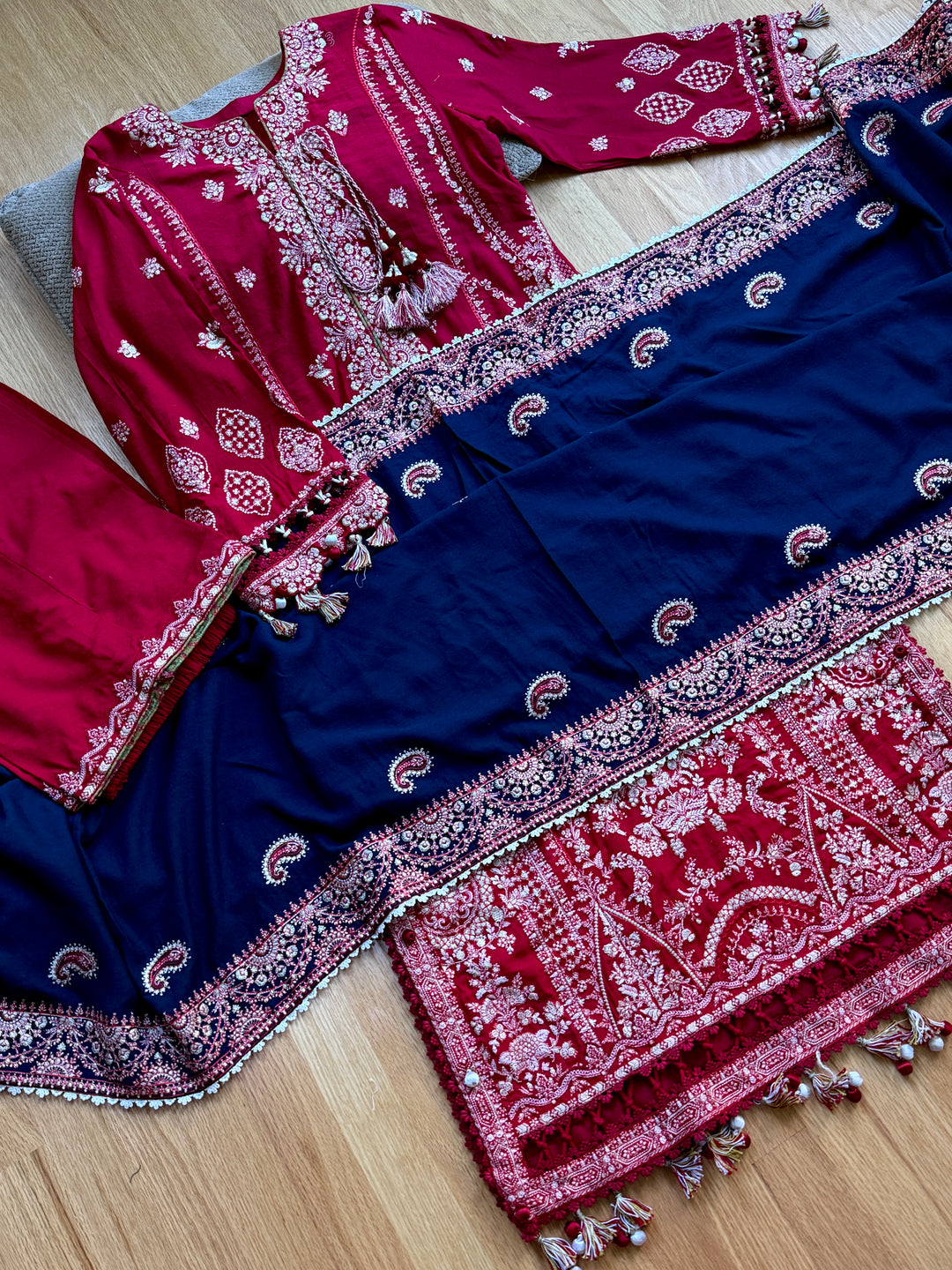 HUSSAIN REHAR WINTER COLLECTION AMAN HRSF04