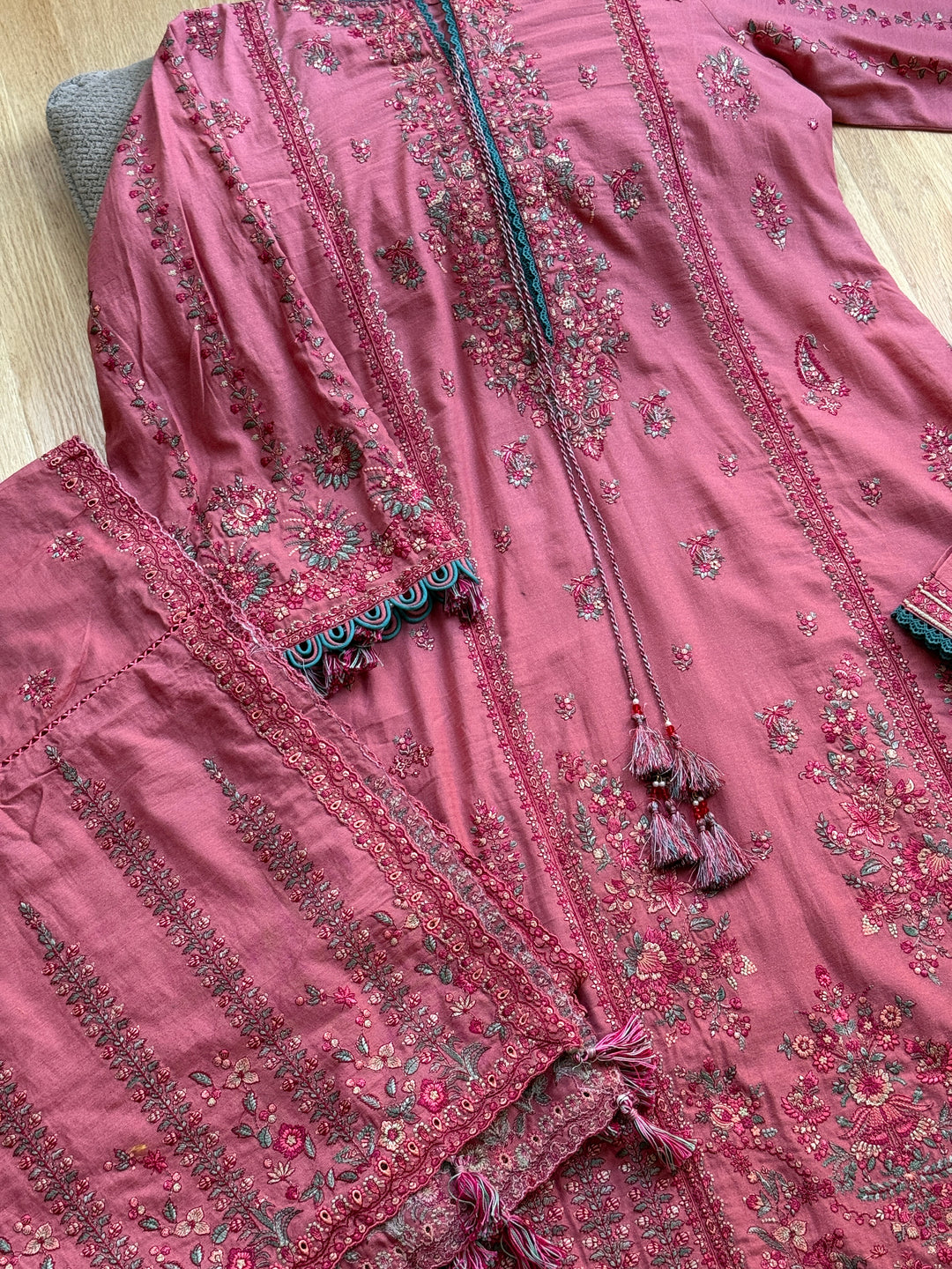 HUSSAIN REHAR WINTER COLLECTION TULLE HRSF03