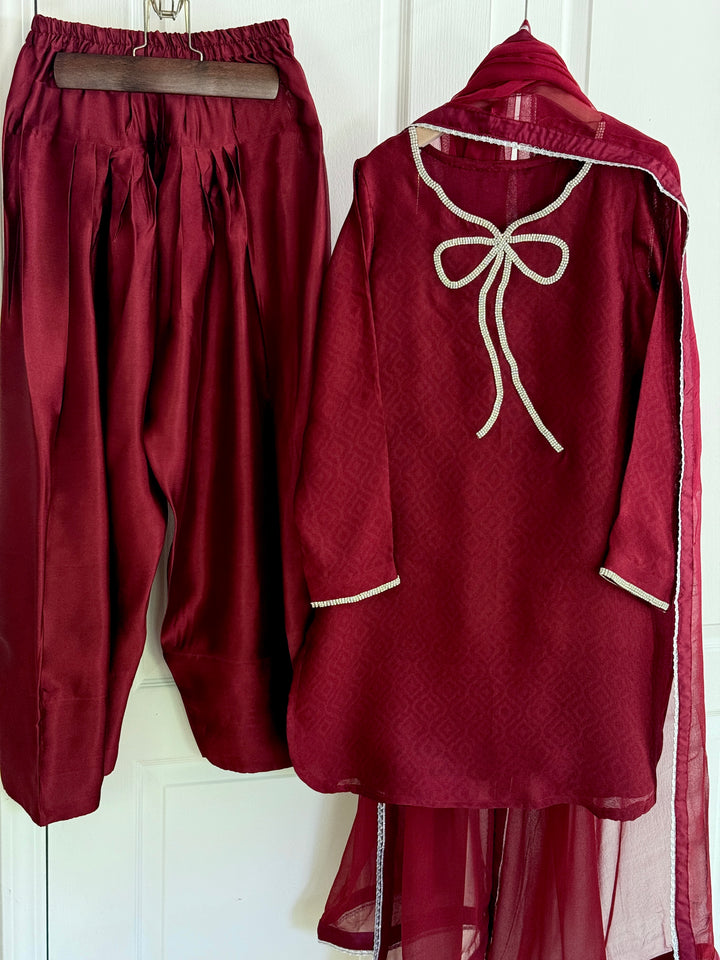 BOW DESIGN PURE PRINTED SHEESHA SILK FRSH17