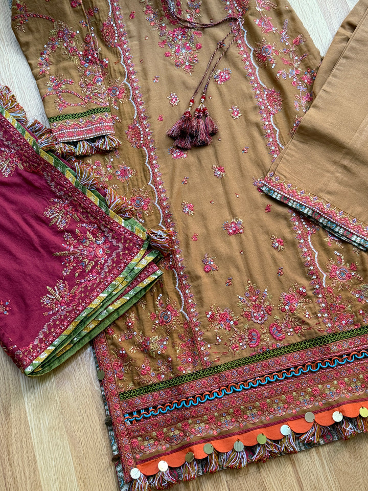 HUSSAIN REHAR WINTER COLLECTION TAWN HRSF05