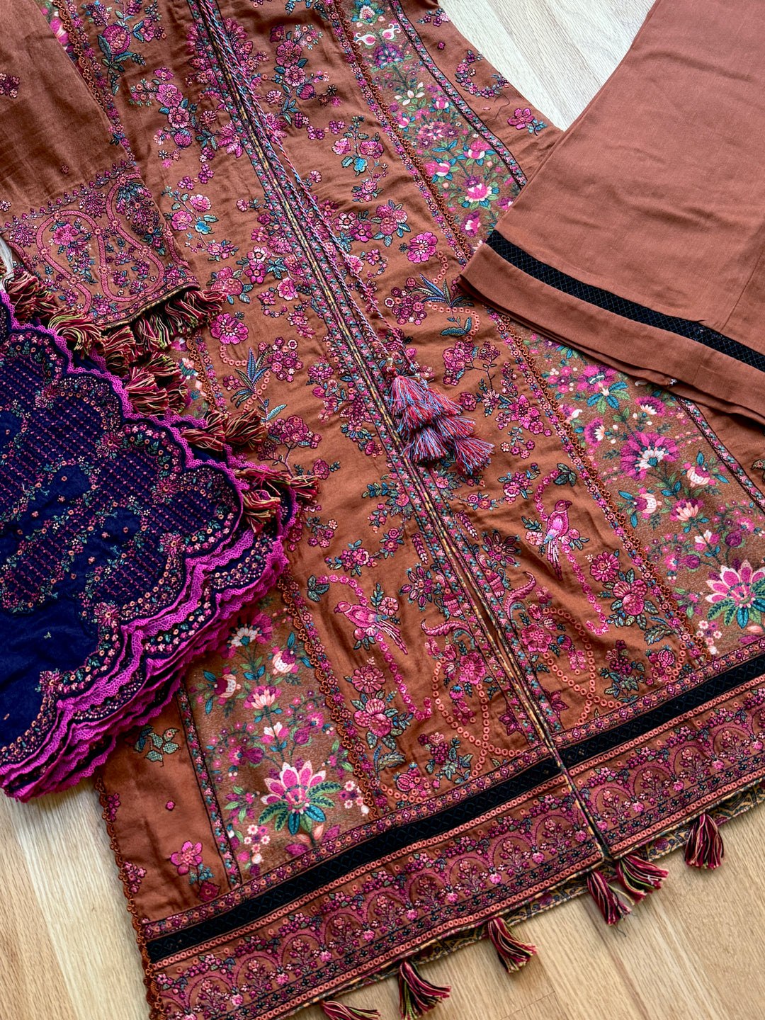 HUSSAIN REHAR WINTER COLLECTION KAMAL HRSF01