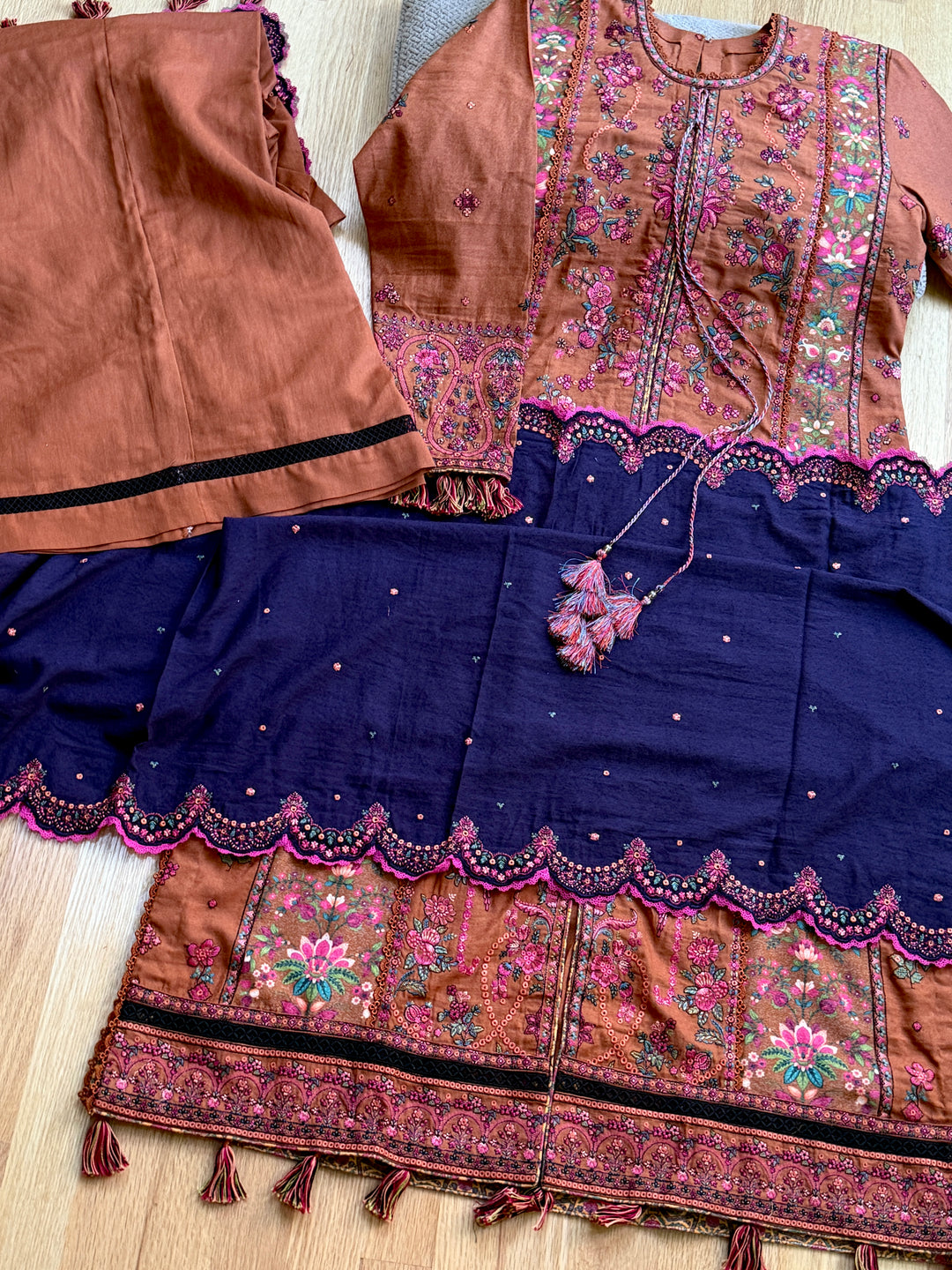 HUSSAIN REHAR WINTER COLLECTION KAMAL HRSF01