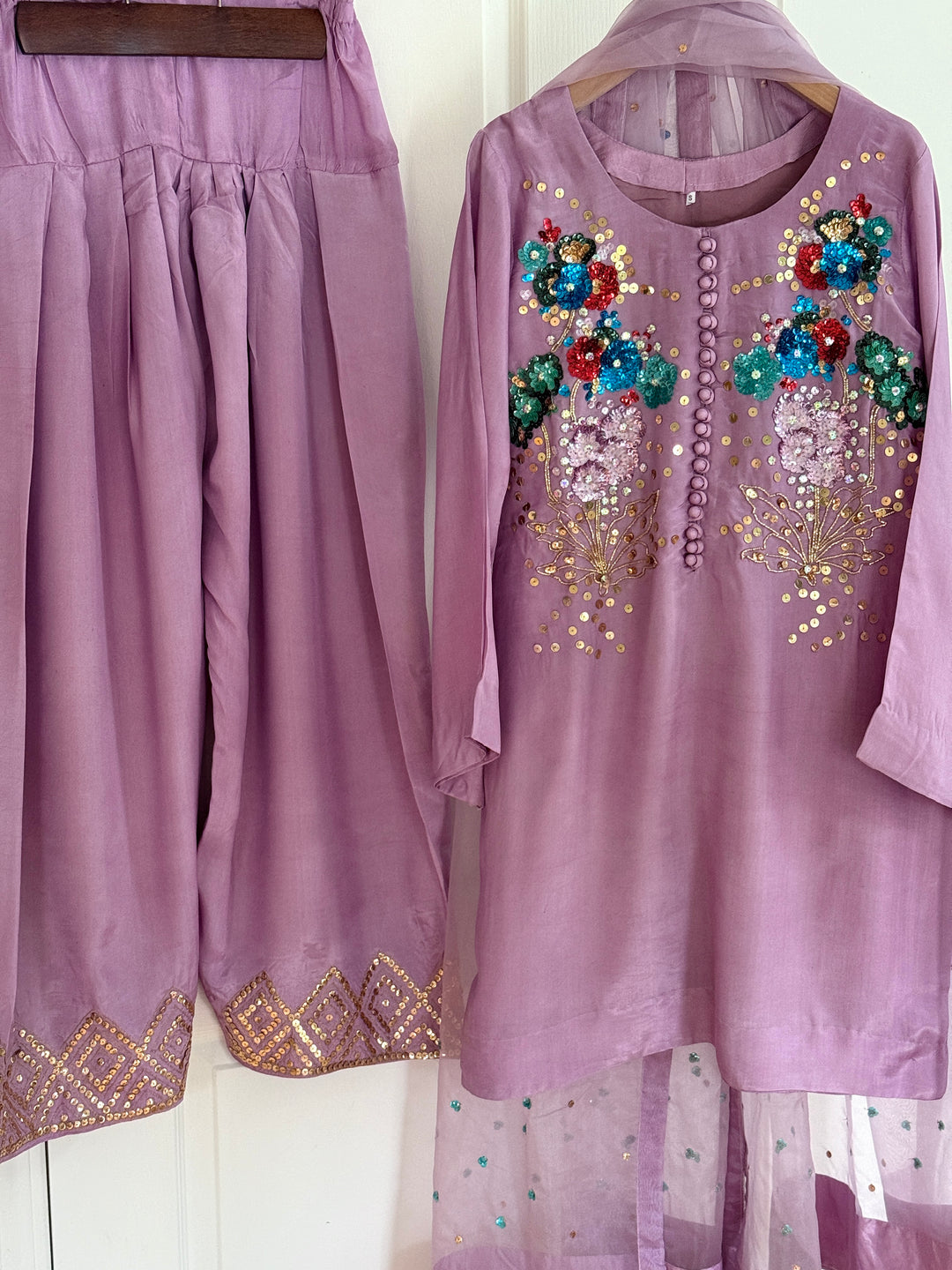 MUSE INSPIRED SILK FARSHI SHALWAR FRSH11