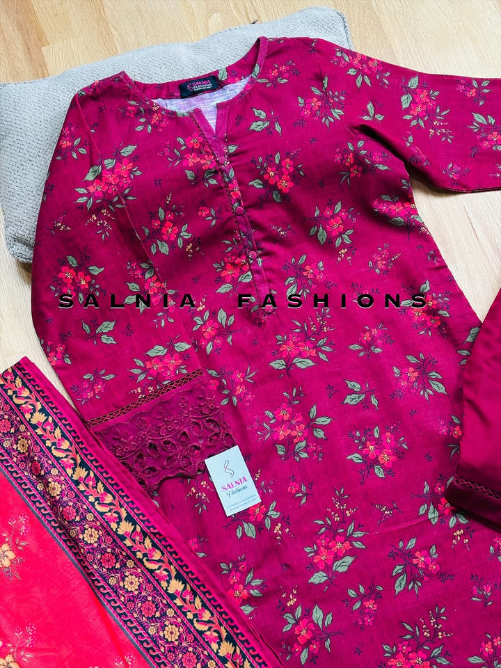 EMBROIDERED KHADDAR SUIT SB01