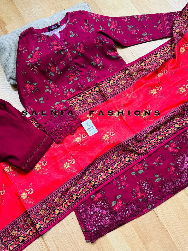 EMBROIDERED KHADDAR SUIT SB01