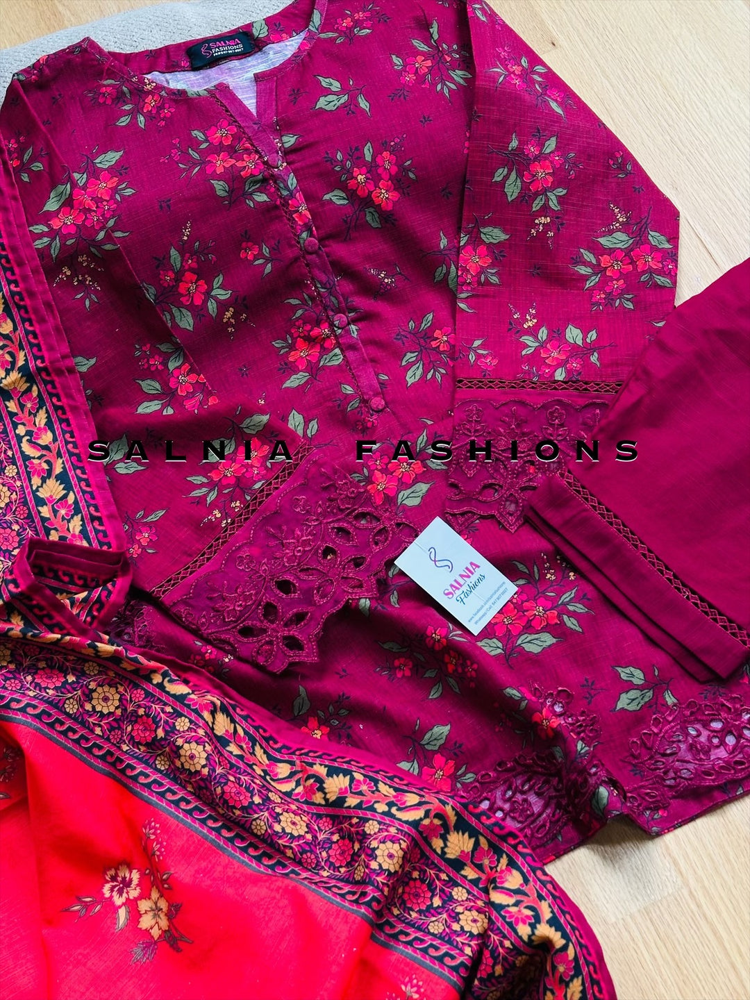 EMBROIDERED KHADDAR SUIT SB01