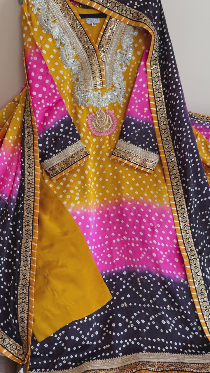 PURE SILK CHUNRI SUIT(CUSTOM SERIES) SFCH05