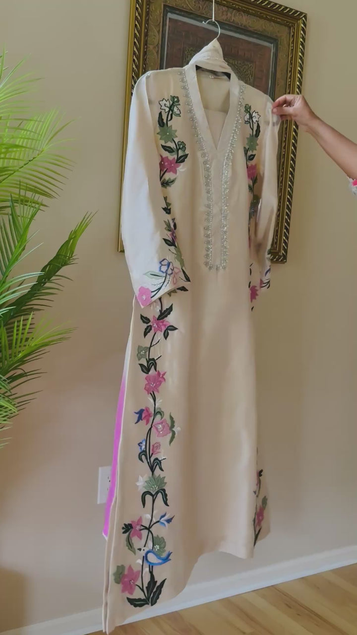 APPLIQUE EMBROIDERED SILK KAFTAN SFKF35