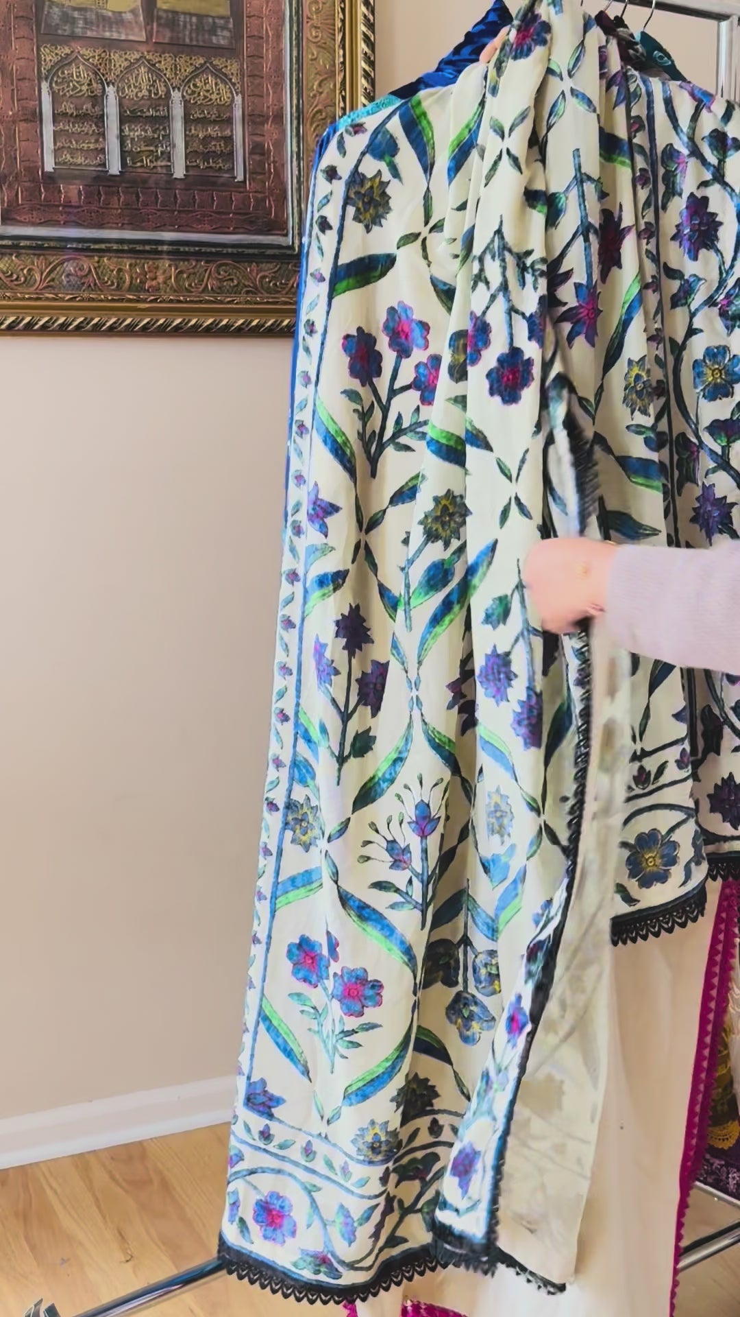 EMBROIDERED LINEN SUIT WITH PALACHI DUPATTA PLSF08