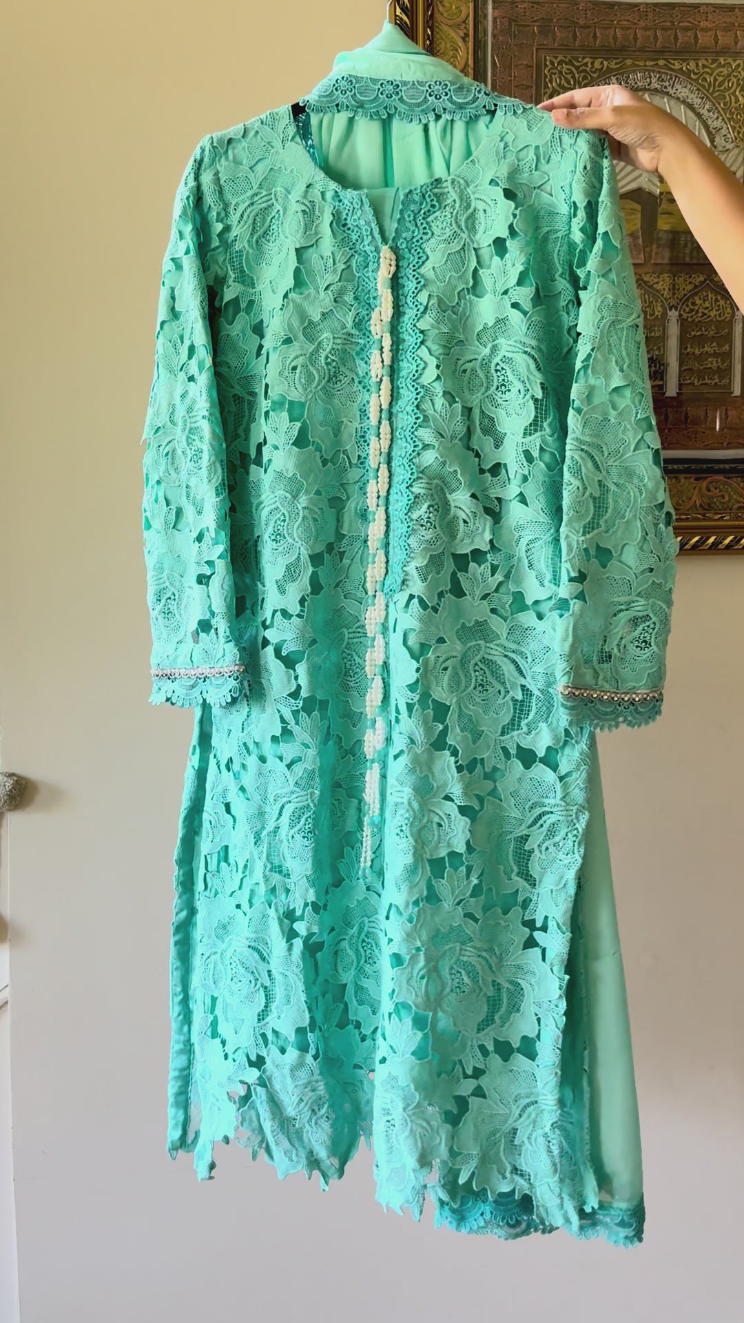 CUTWORK EMBROIDERED SUIT SCST17