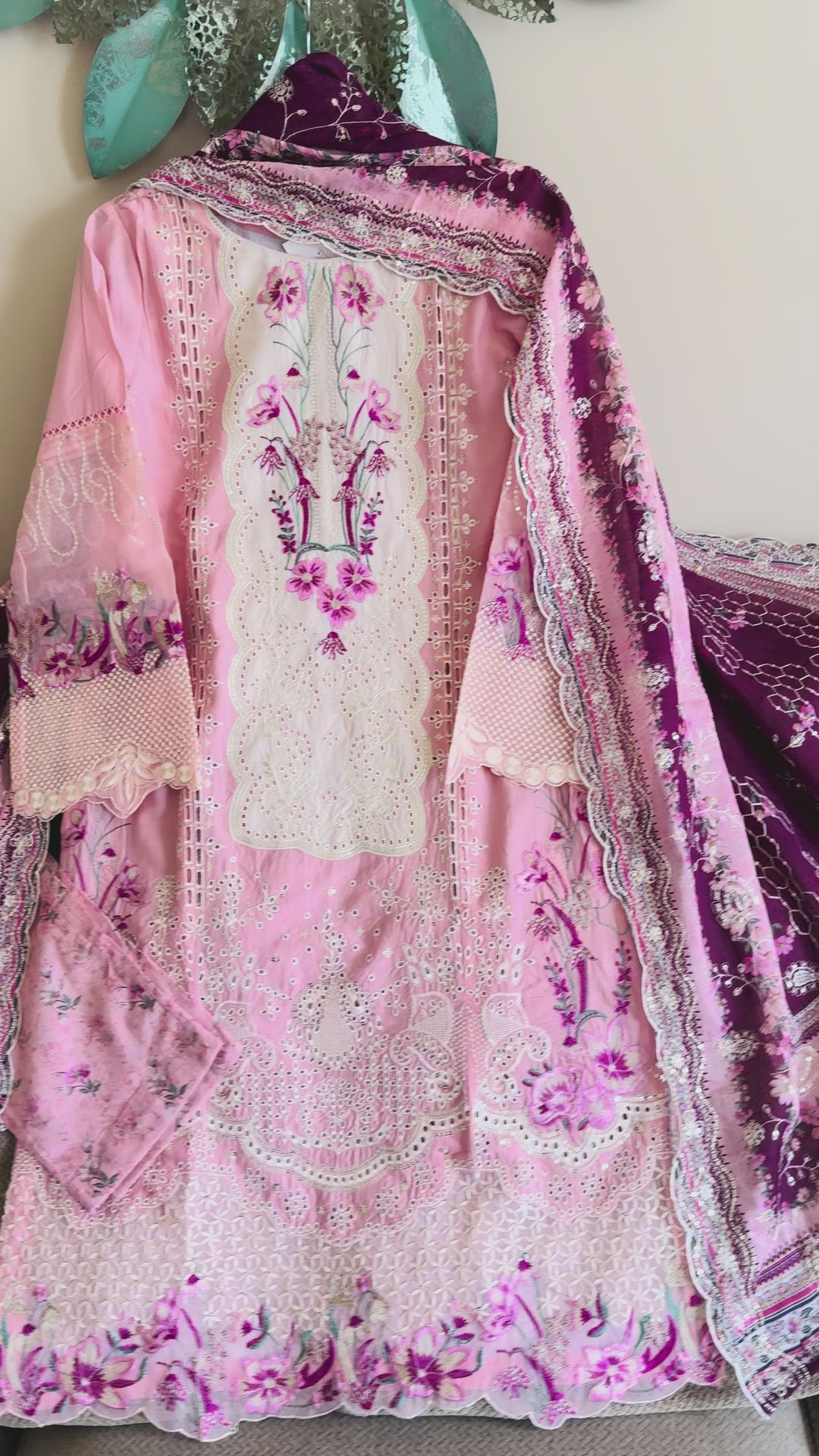 EMBROIDERED CASUAL WEAR LAWN 3-PC SUITS CWSF18