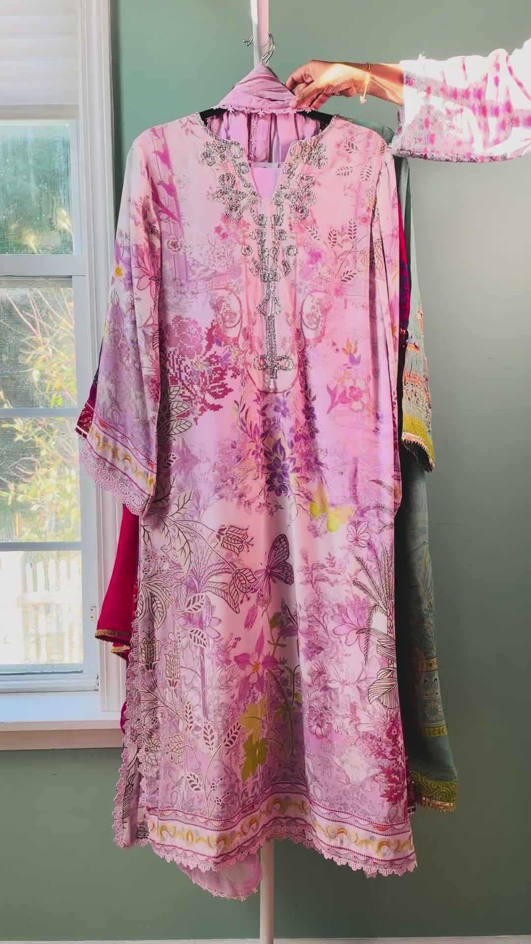 HANDWORK PURE CREPE SILK KAFTAN SET SFKF41