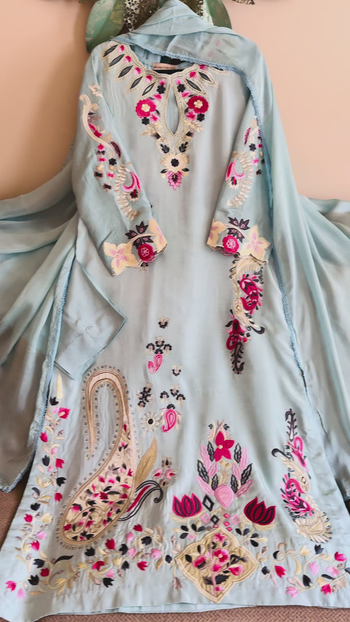 APPLIQUE EMBROIDERED SILK KAFTAN SFKF43