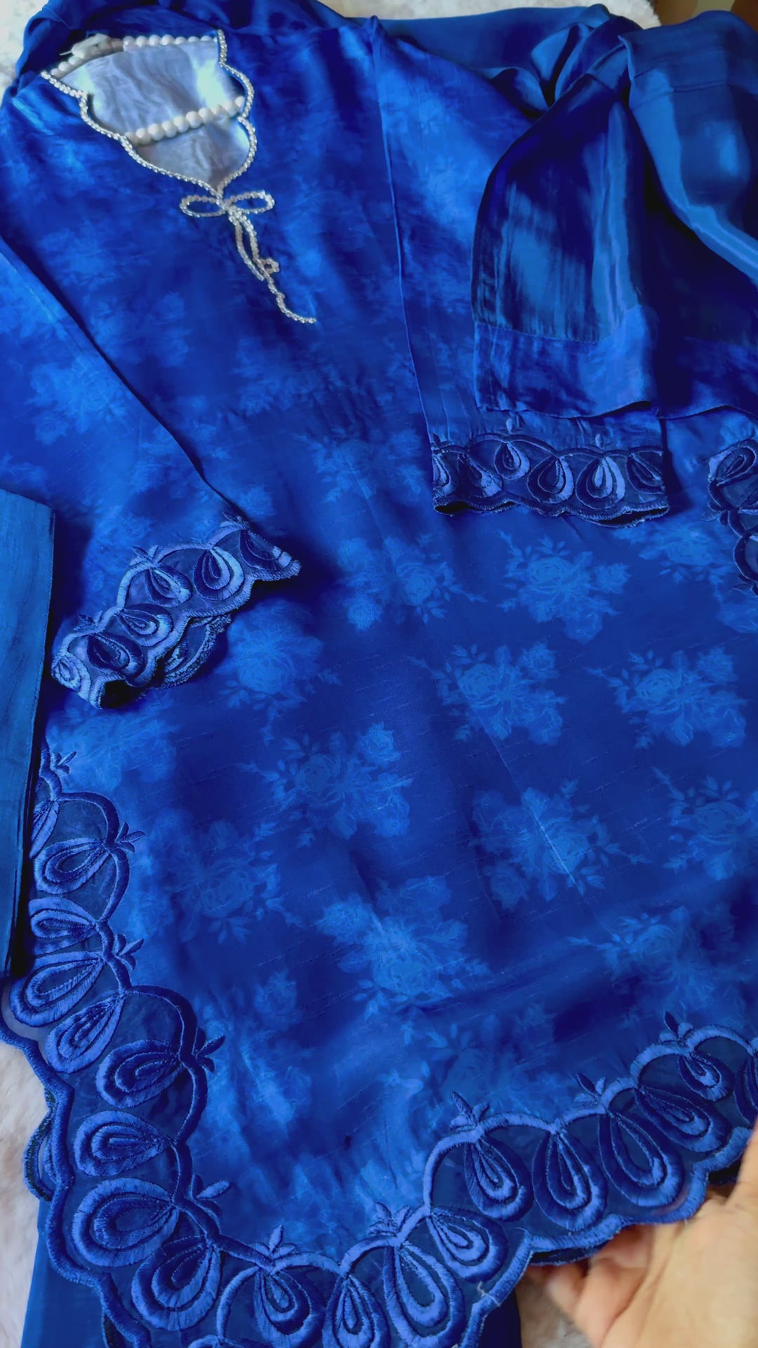 RAW SILK BOW FARSHI SHALWAR FRSH06