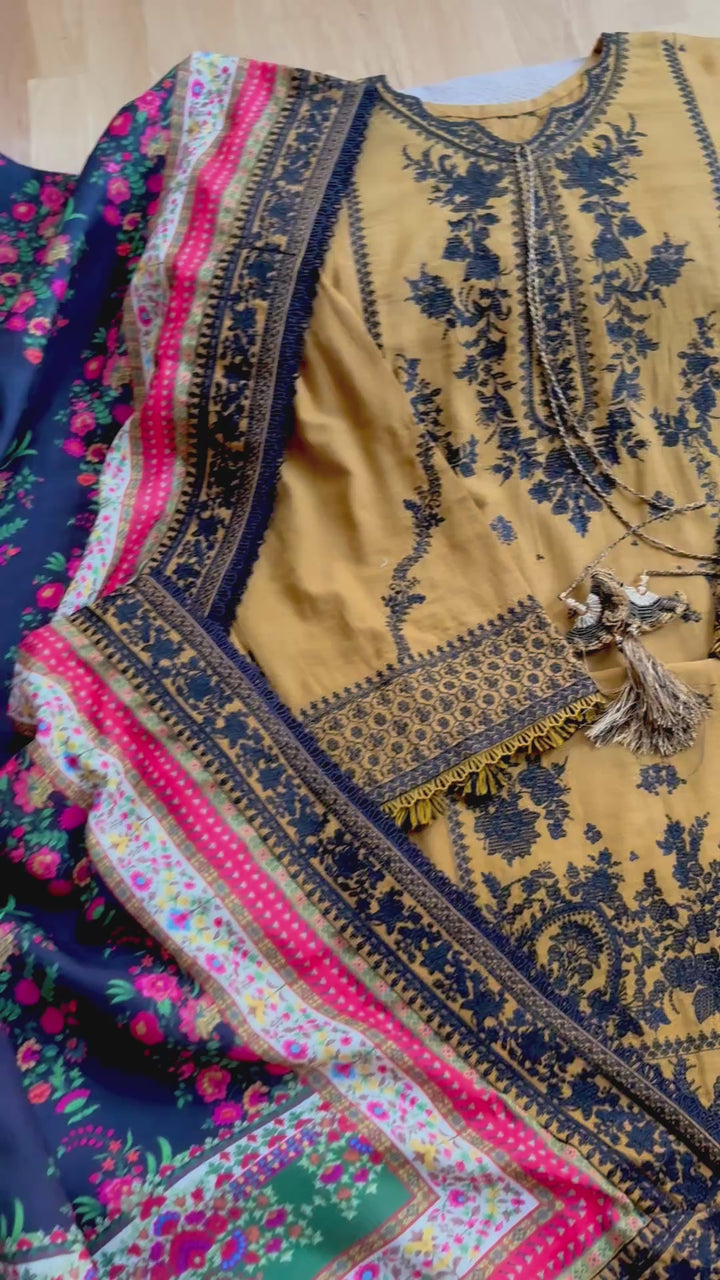 HUSSAIN REHAR WINTER COLLECTION SAAGE HRSF08