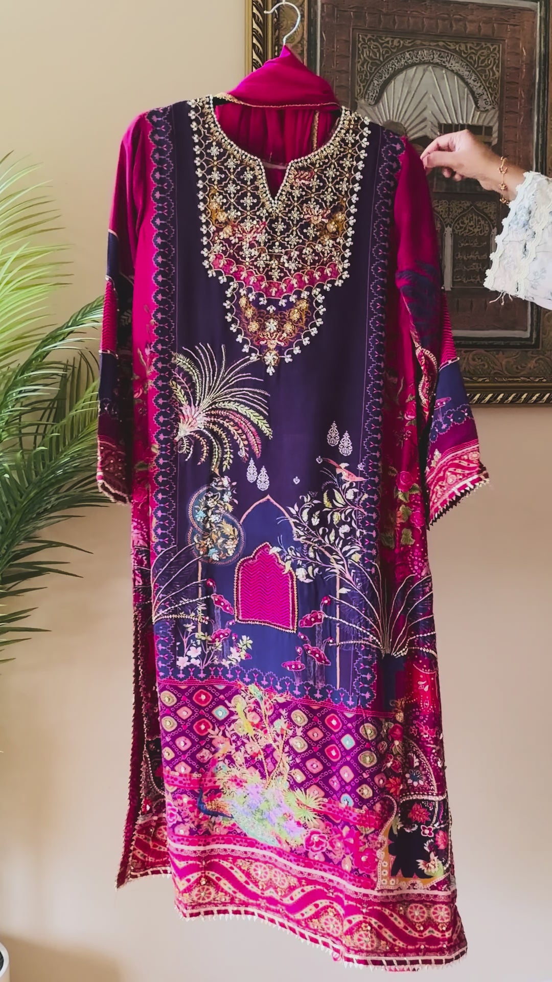 HANDWORK PURE CREPE SILK KAFTAN SET SFKF40
