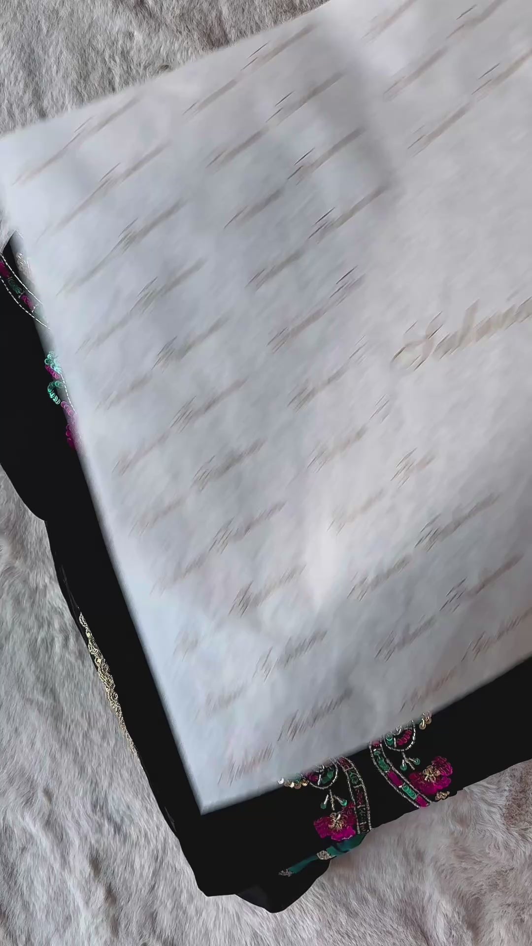 HANDWORK EMBROIDERED VELVET KAFTAN SFKF01