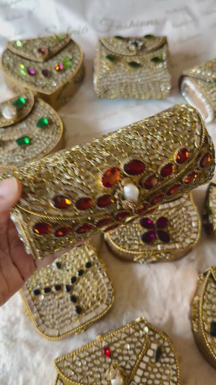 DHOLKI KUNDAN CLUTCH TARA