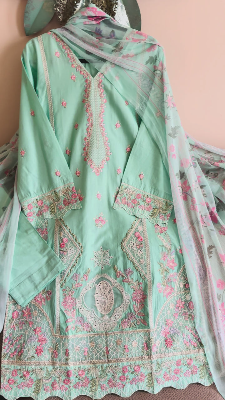EMBROIDERED CASUAL WEAR LAWN 3-PC SUITS CWSF15