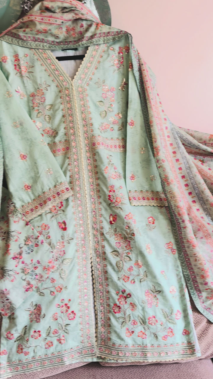 EMBROIDERED CASUAL WEAR LAWN 3-PC SUITS CWSF34