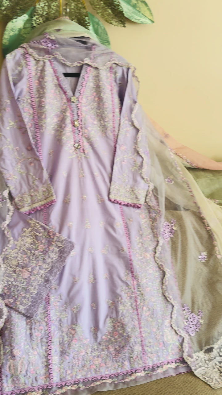 FAIZA SAQLAIN LUXURY LAWN COLLECTION AYA SUELA
