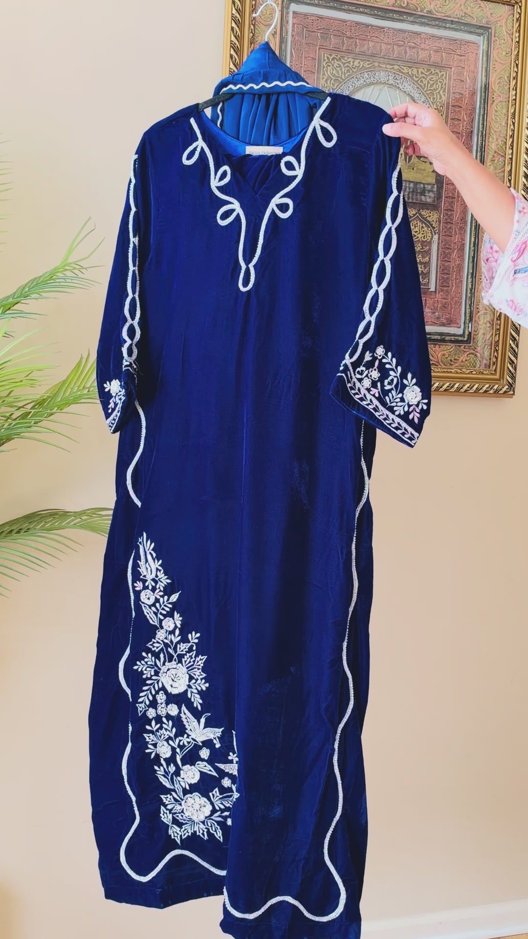 HANDWORK EMBROIDERED VELVET KAFTAN SFKF04