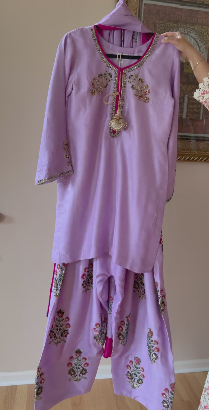 HUSSAIN REHAR INSPIRED FARSHI HUSF01
