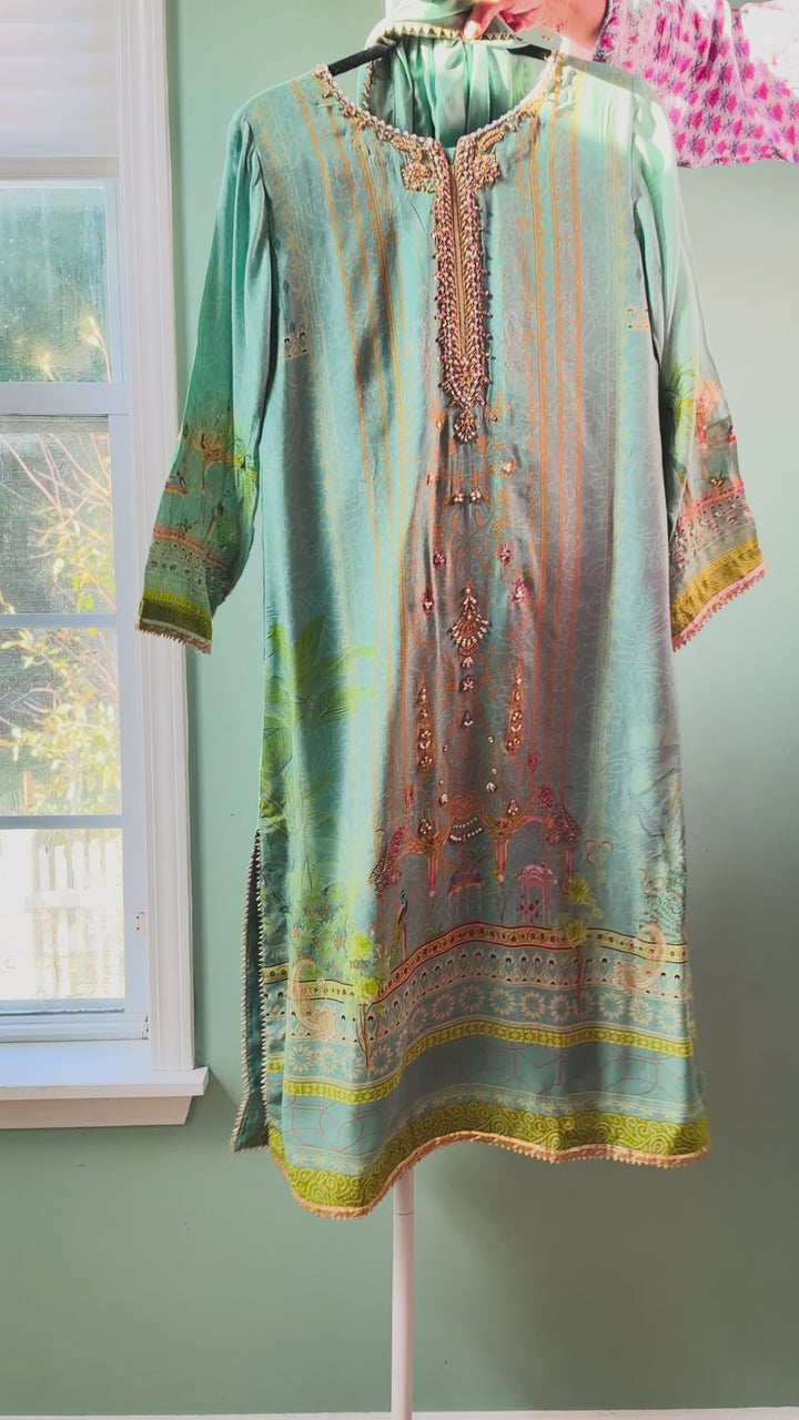 HANDWORK PURE CREPE SILK KAFTAN SET SFKF39
