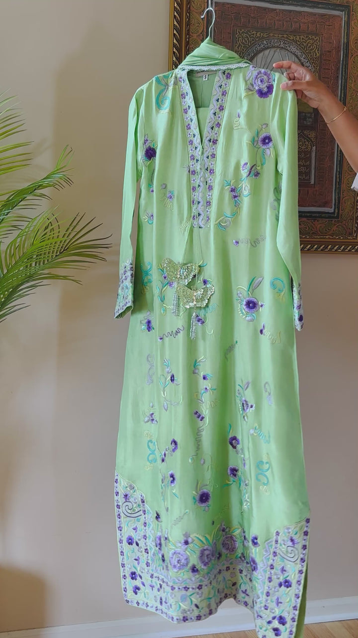 APPLIQUE EMBROIDERED SILK KAFTAN SFKF48