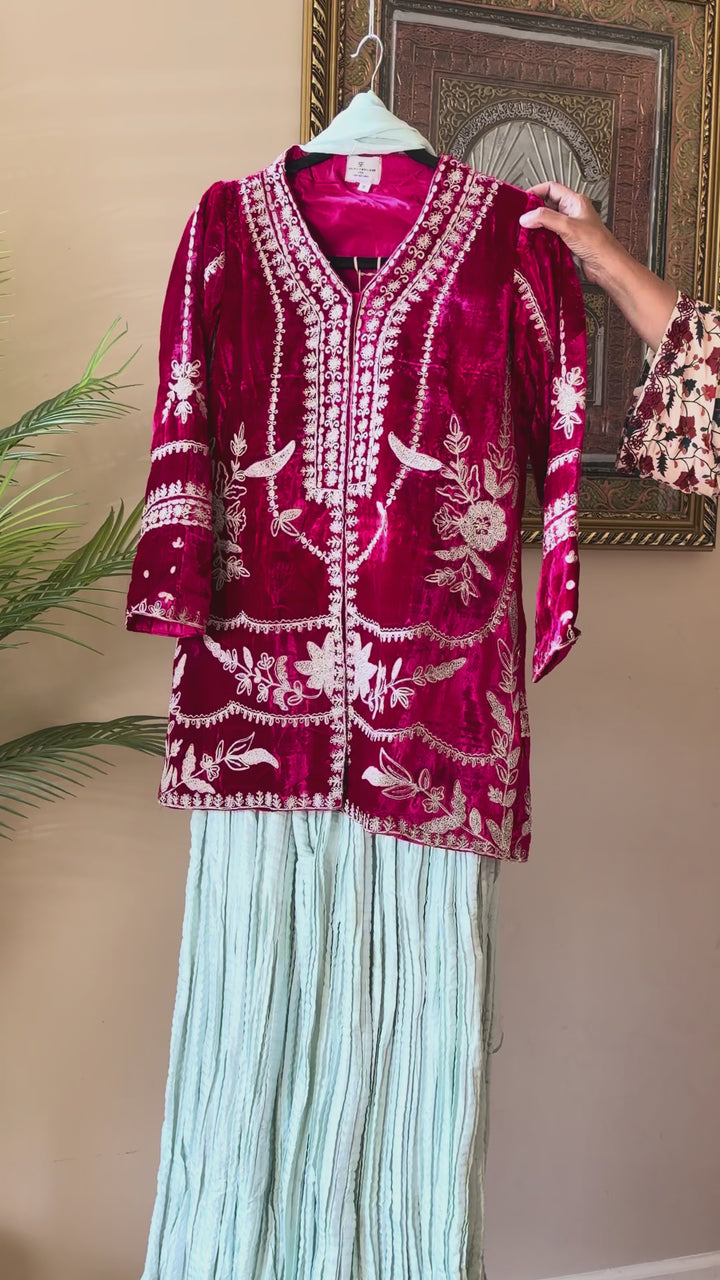 EMBROIDERED VELVET SHARARA SET SFSH03