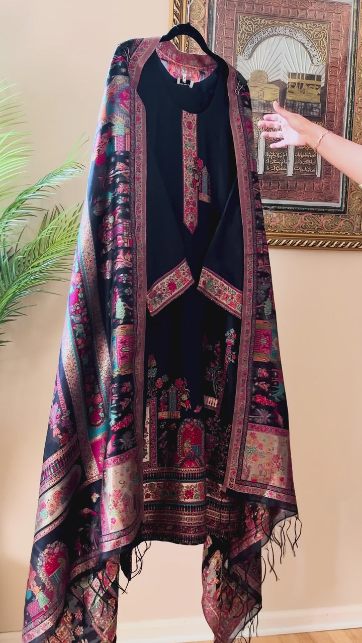 KHANI WOVEN PURE SILK SUIT KNSF01