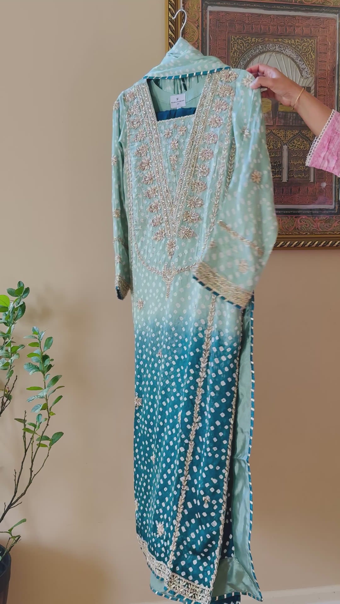 PURE SILK CHUNRI SUIT(CUSTOM SERIES) SFCH01